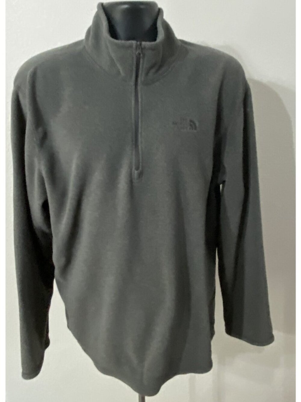 The North Face 1/4 Zip Dark Gray Size Large Pullover Jacket